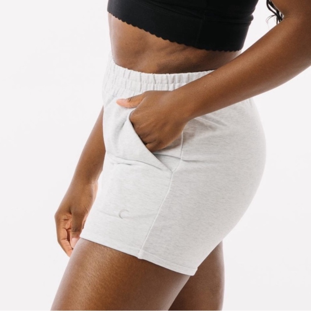 ZYIA Heather Gray Knockout Shorts - Picture 2 of 4